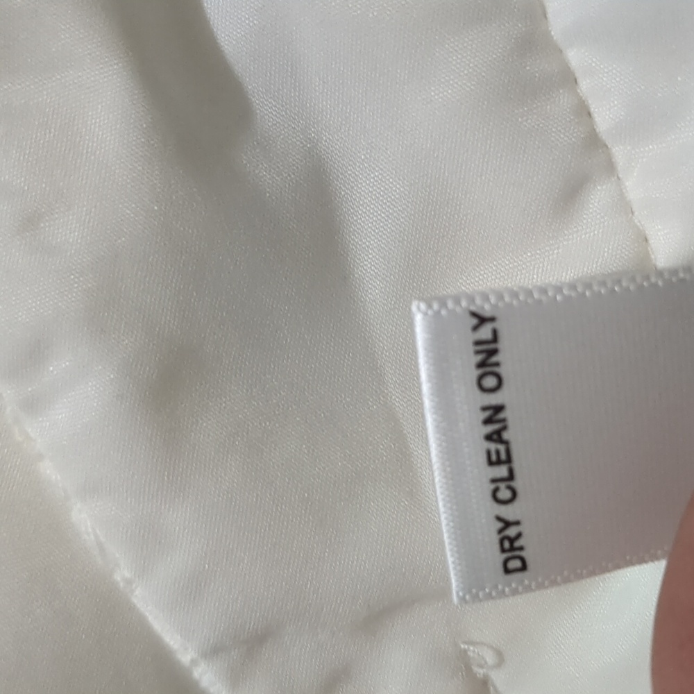 Banana Republic Short Size 00P - Picture 5 of 12